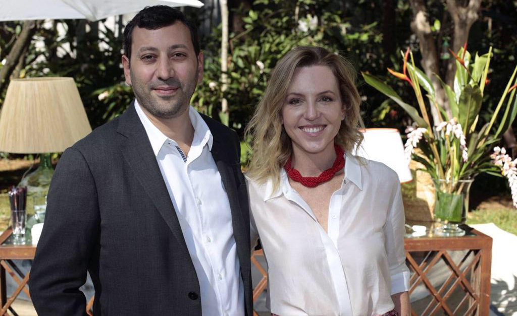 Família Leal está a todo vapor com os preparativos do casamento de Gustavo e Carol