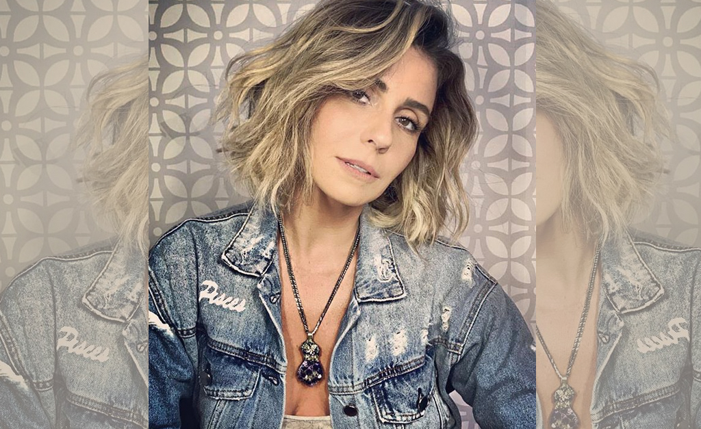 E no meio da conversa, Giovanna Antonelli dispara: “Agora, com esse personagem, decidi que vou lançar um CD”