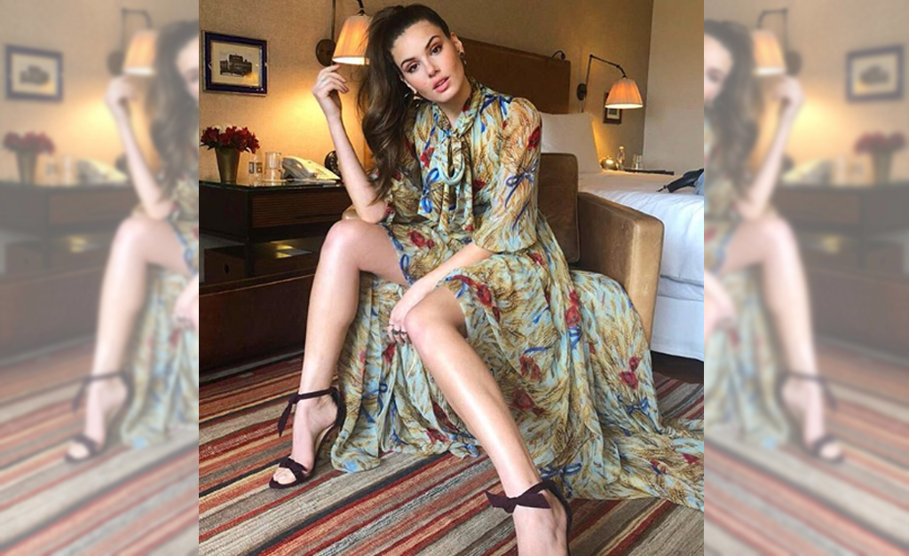 Camila Queiroz revela que vida de casada está normal. Ao papo!