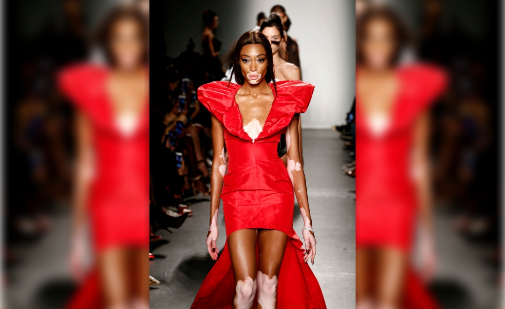 Com salário anual de mais de R$ 6 mi, top canadense Winnie Harlow é a nova Angel da Victoria’s Secret