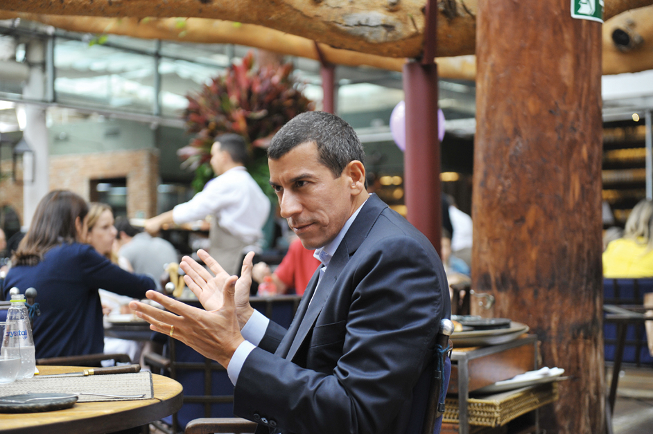 Um papo com André Almeida, o advogado brasileiro que impetrou a “maior ação do mundo” contra a Petrobrás