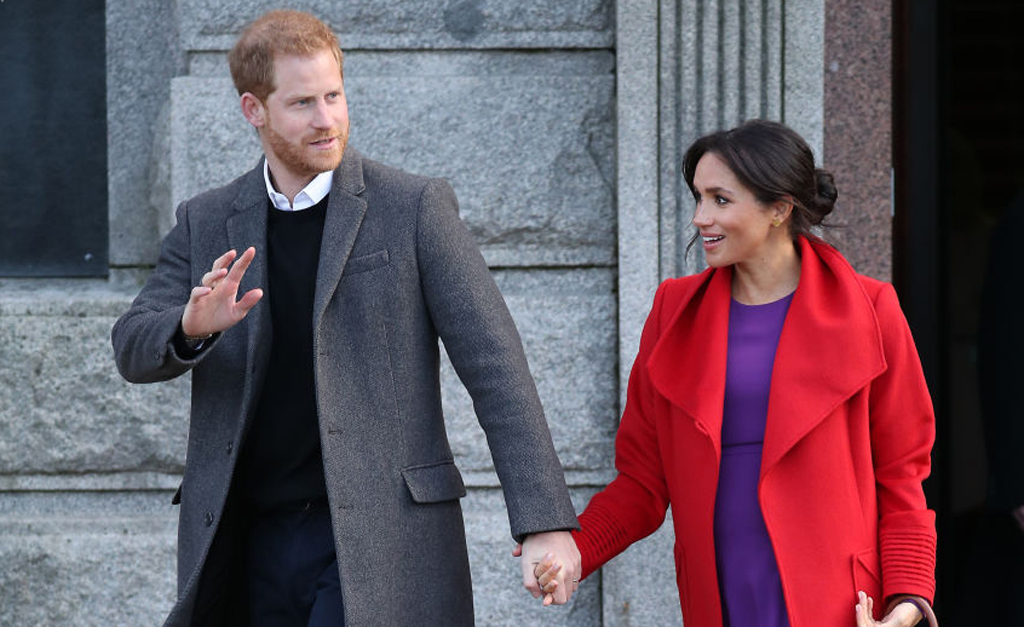 Meghan Markle aposta em truque de estilo infalível na reta final da gravidez. Qual?