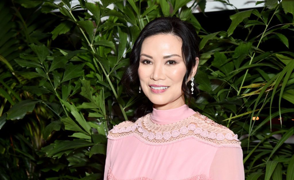 Nome de Wendi Deng, ex-mulher do bilionário Rupert Murdoch, é usado para aplicar golpe em fotógrafos