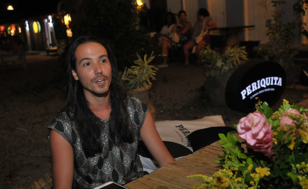 Lembra de Luã, filho de Elba Ramalho e Maurício Mattar? Ele cresceu, é um gato, vai lançar seu primeiro álbum e falou com exclusividade ao Glamurama