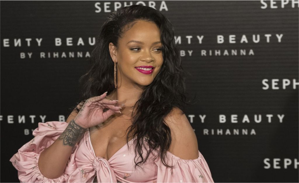 Rihanna é a aniversariante do dia e Glamurama relembra 4 vezes que ela deu um chega pra lá nas inimigas…Poderosa!