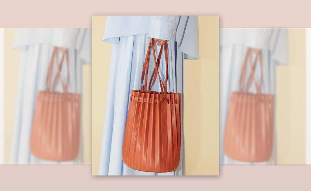 Desejo do Dia: bolsa plissada a mão do designer Mansur Gavriel