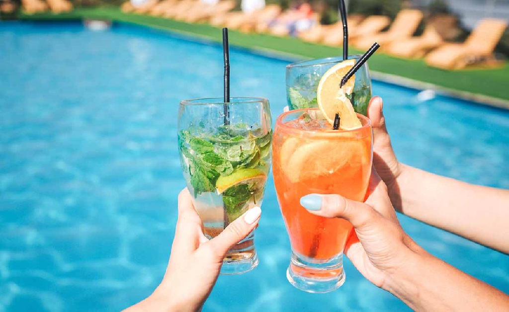 O drink do momento no hemisfério norte é borbulhante, pouco alcoólico e quase sugar free. Vem saber!