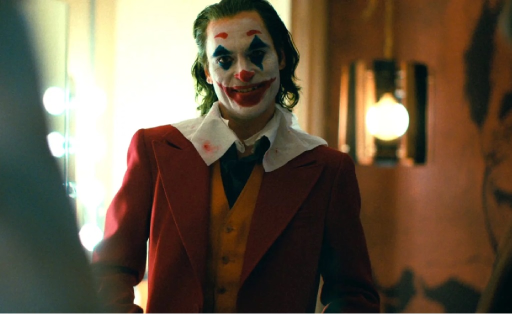 Joaquin Phoenix, que abriu mão de salário para estrelar “Coringa”, vai embolsar uma bolada. Entenda!