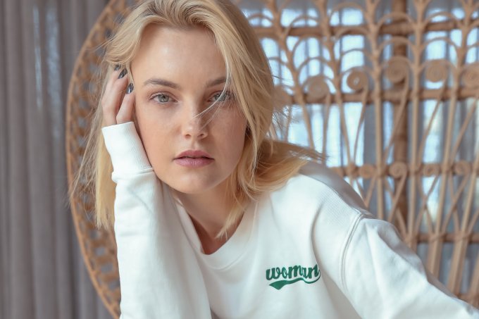 Carol Trentini abre seu closet e lembra do dia em que sua mala extraviou: “Acho que vou perder a mala de novo”. Entenda!