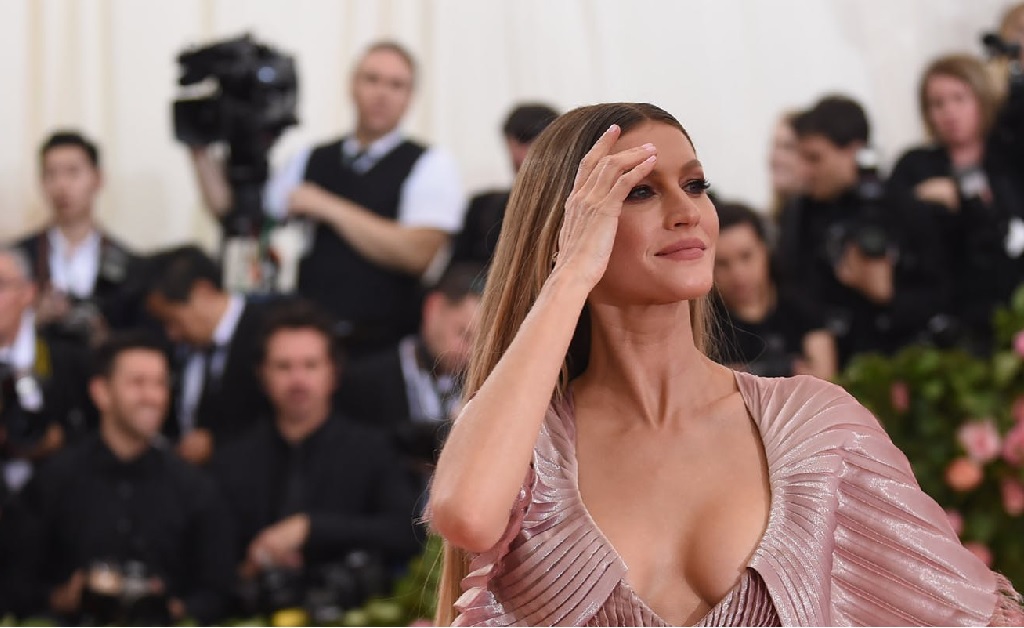 Mesmo com o Megxit rolando solto, Gisele vira alvo da imprensa britânica por causa de sérum de R$ 828. Entenda!