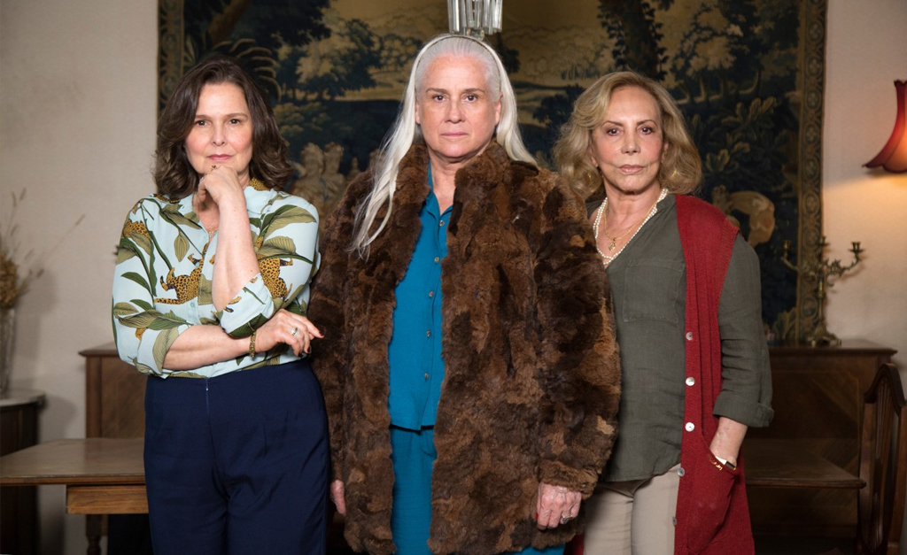 Vera Holtz termina as filmagens de seu novo longa e fala de sua personagem: “Ela se arrepende de ter deixado de lado a vida que poderia ter vivido”