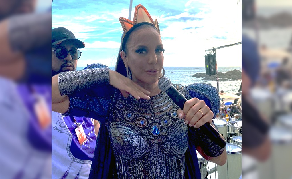 Ivete conta por que o filho Marcelo não tocou em seu trio nesse sábado: “Agora cheio de namoradas tá dividido entre elas e a mãe”
