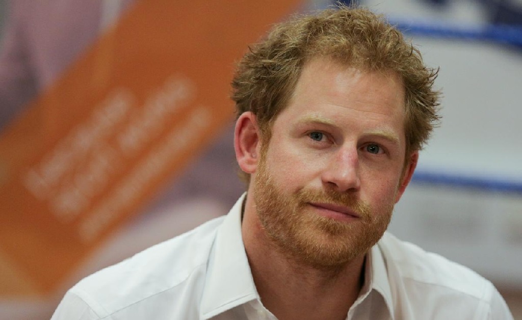De acordo com a imprensa, Harry já estaria reclamando de sua nova rotina como ‘plebeu’ aos amigos mais próximos