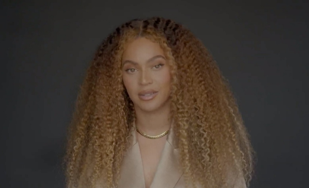 Em vídeo gravado para formandos, Beyoncé fala sobre George Floyd e denuncia ‘machismo’ na música