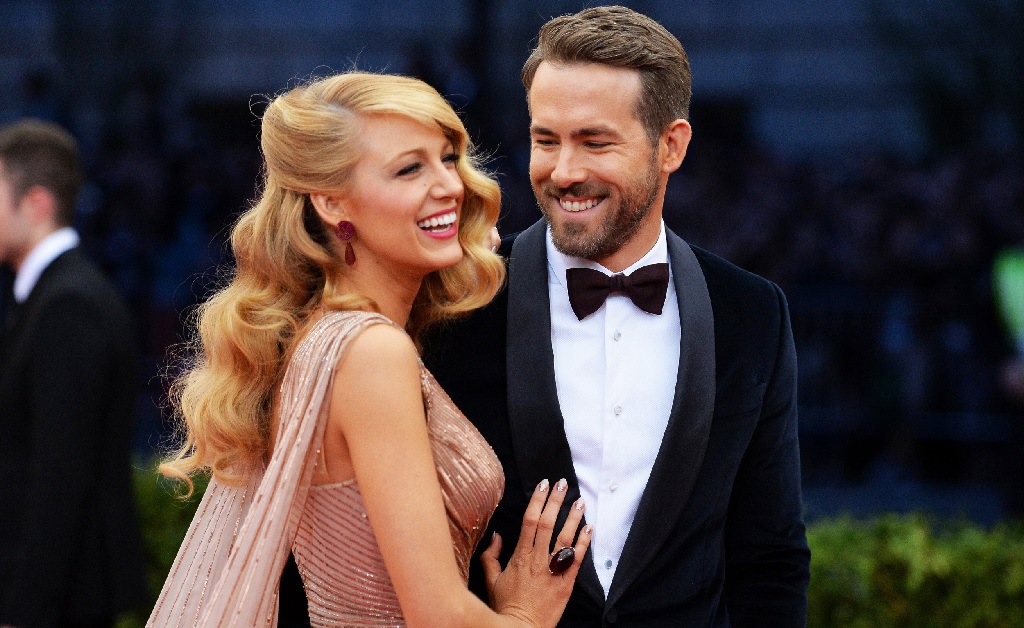 Ryan Reynolds se desculpa por ter casado com Blake Lively em fazenda cultivada por escravos