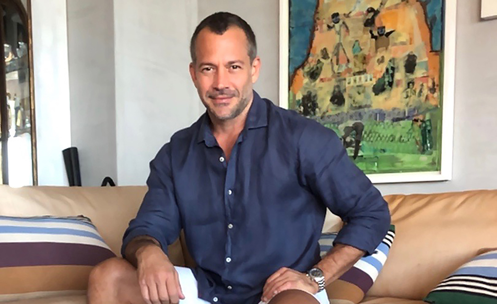 Malvino Salvador revela que fará transplante capilar ainda esse ano: “É a parte do meu corpo que mais dou atenção”