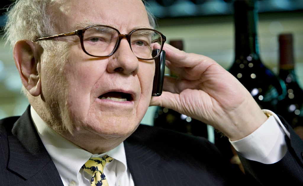 Warren Buffett viu sua fatia na Apple saltar de US$ 35 bi para US$ 112 bi (R$ 605 bi) em menos de um ano
