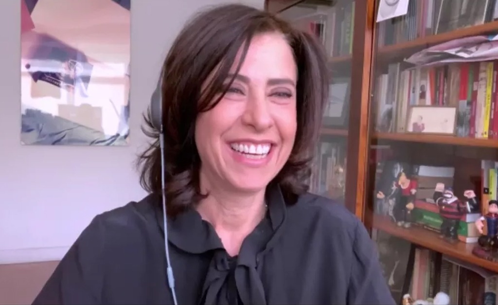 Fernanda Torres bota a boca no trombone sobre o governo: “É uma política de terra arrasada! A arte renasce, me preocupa mais é a Amazônia queimando”