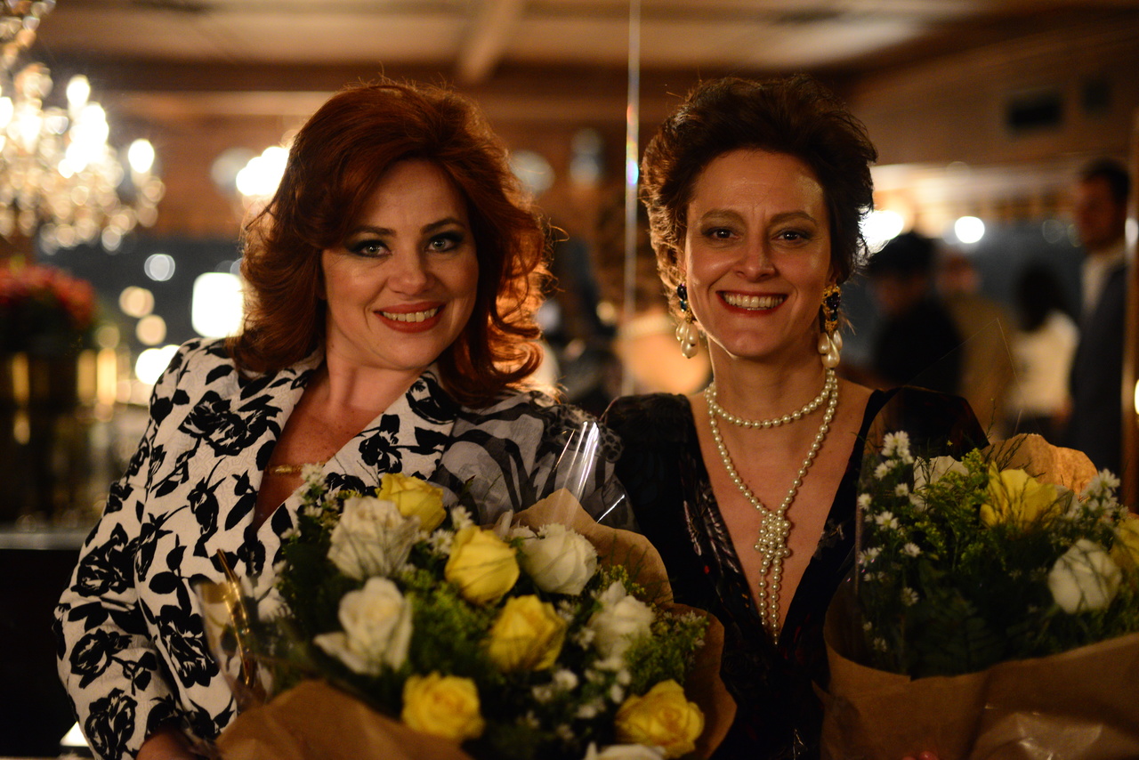 Cláudia Missura e Karine Teles vivem bffs de Hebe Camargo na série, Nair Bello e Lolita Rodrigues: “As três eram uma força muito poderosa”