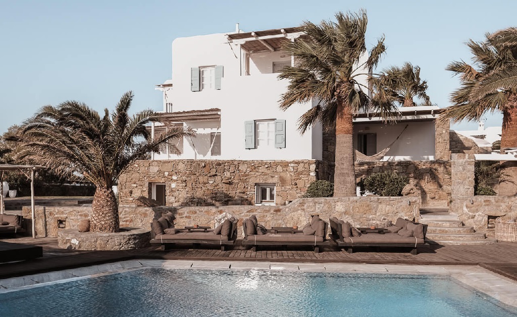 Com diárias a partir de R$ 1,3 mil, Soho House de Mykonos é o novo point do verão europeu