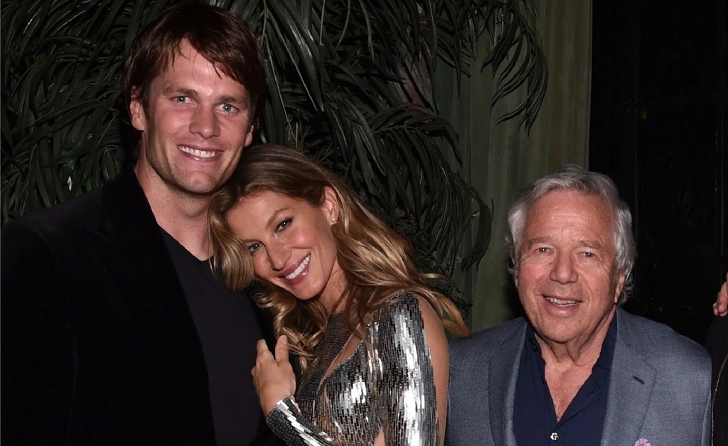 Livro sobre o New England Patriots traz história inusitada do dia em que o dono do time flagrou Gisele Bündchen nua. Aos detalhes!