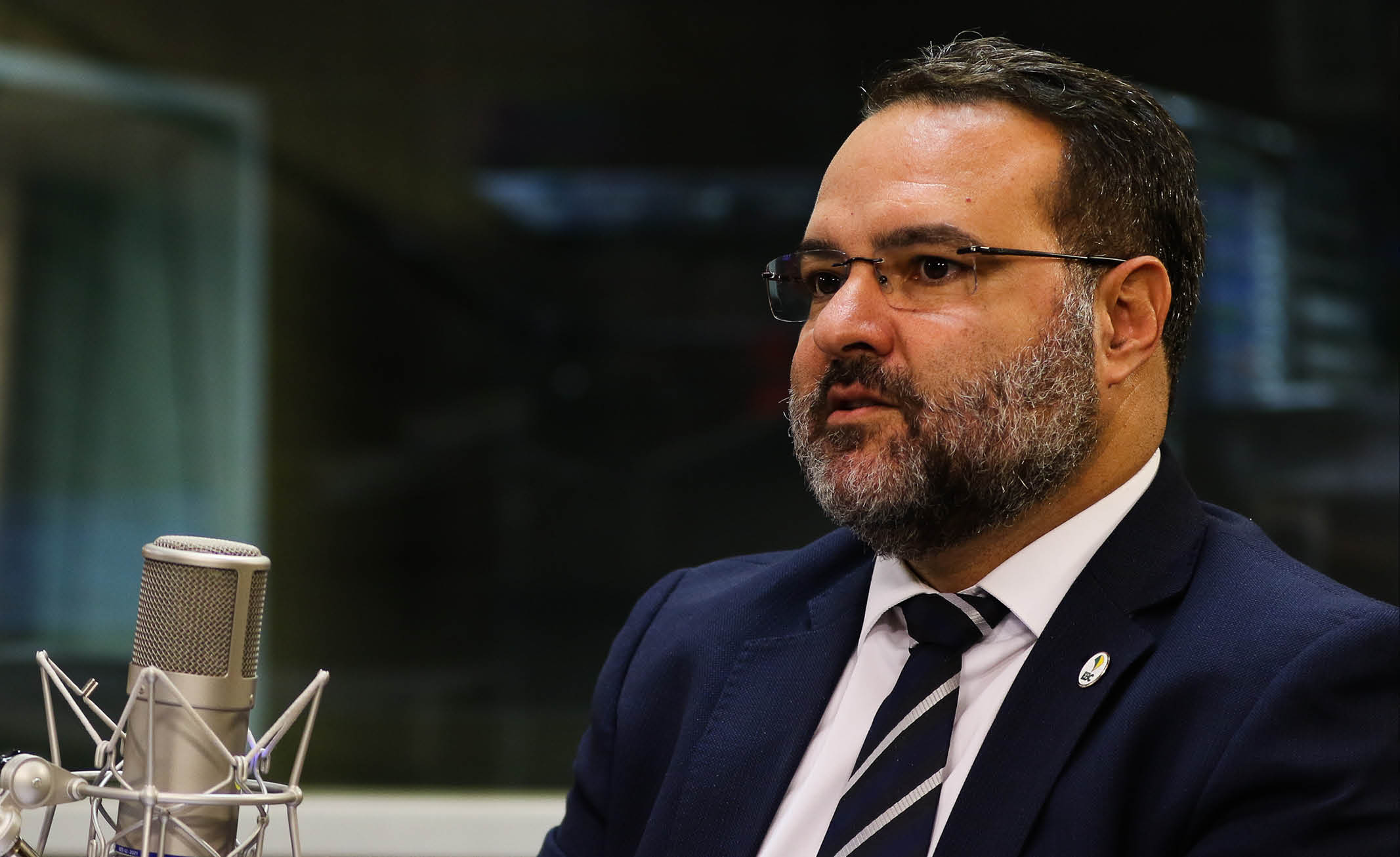 Bolsonaro tem relação de amizade com ministro Jorge Oliveira, nome que deve ser indicado para vaga no TCU