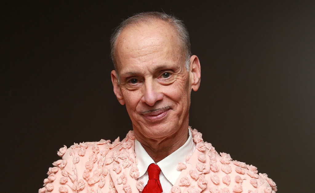 Pornhub Awards, a maior premiação da indústria pornô, terá John Waters como um dos apresentadores. Vem saber!