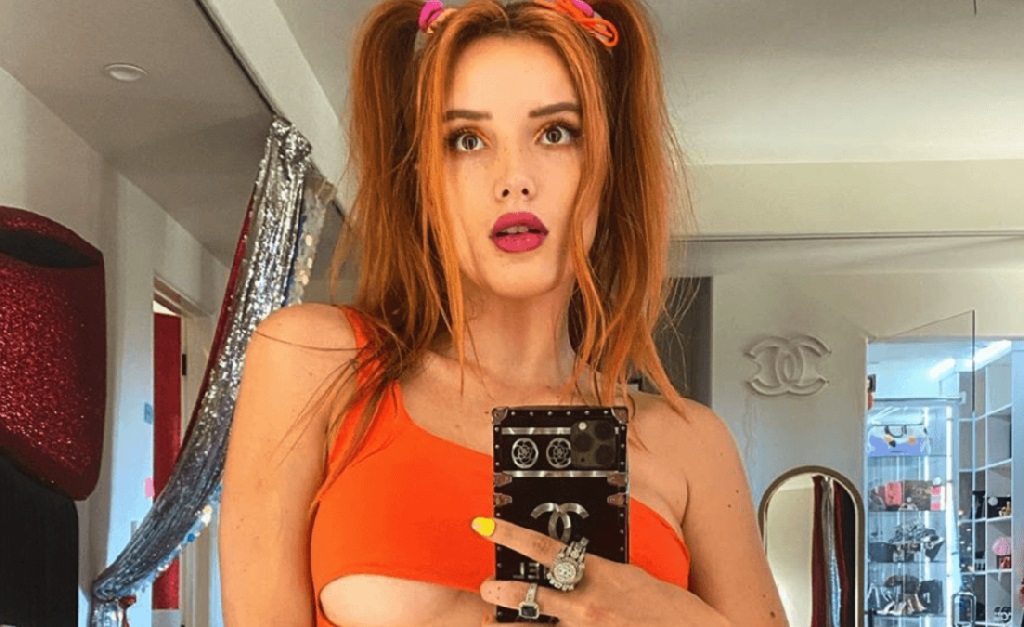 Bella Thorne faz post afirmando ter sido ‘pioneira’ do OnlyFans e é detonada por outros usuários do site