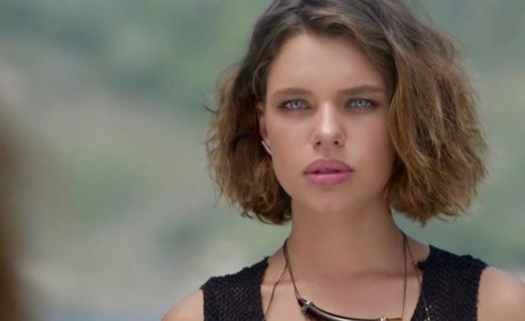 Bruna Linzmeyer lembra de sua participação em “A Força do Querer”: ‘Sou muito fã das novelas de Gloria Perez, especialmente de ‘O Clone’’