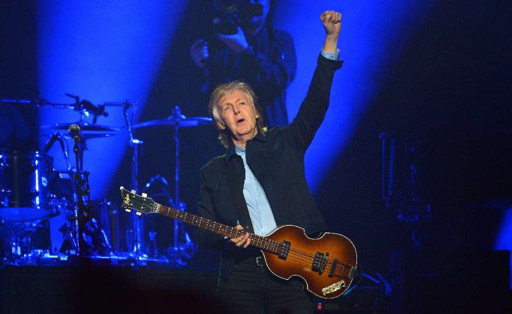 Álbum que Paul McCartney criou e gravou sozinho durante a quarentena é o mais vendido no Reino Unido