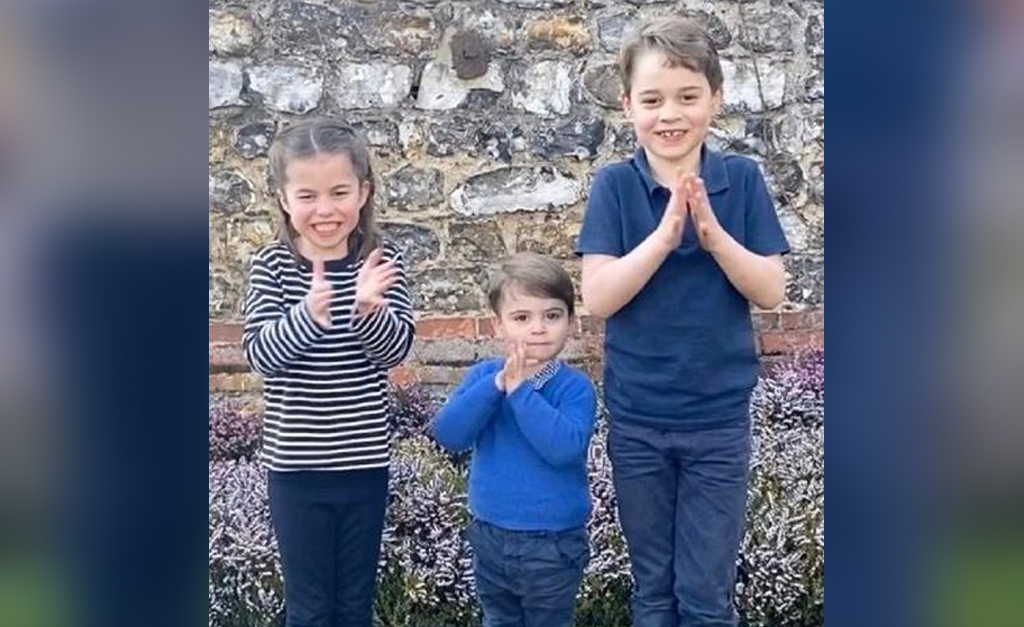 George, Charlotte e Louis já têm os próprios pôneis para o orgulho da bisavó amazona, a Rainha Elizabeth II