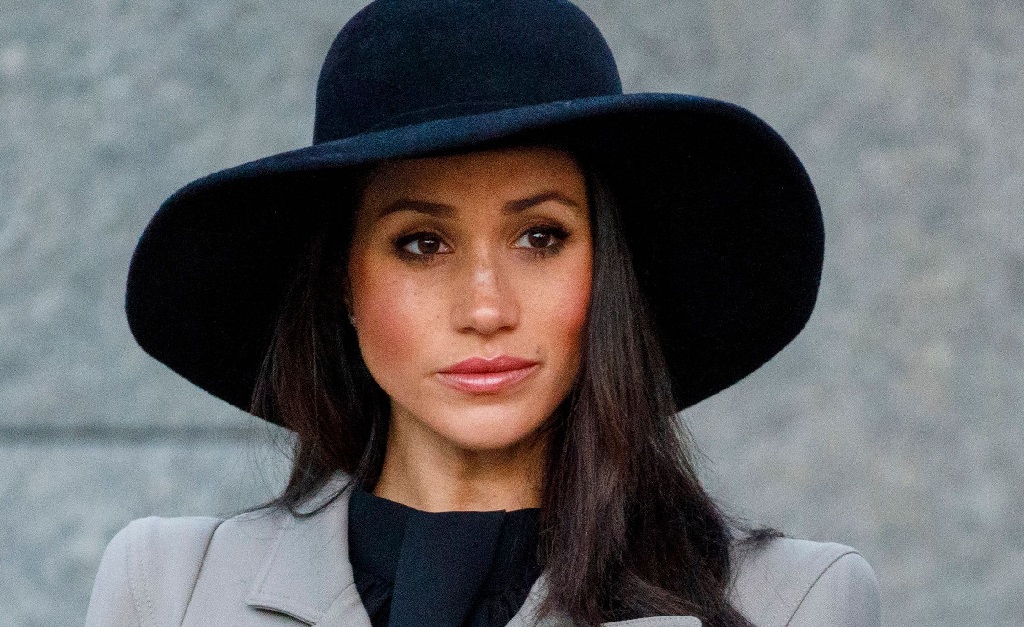 Meghan Markle teria ficado furiosa com devolução de mimos que recebeu de grifes por funcionários palacianos