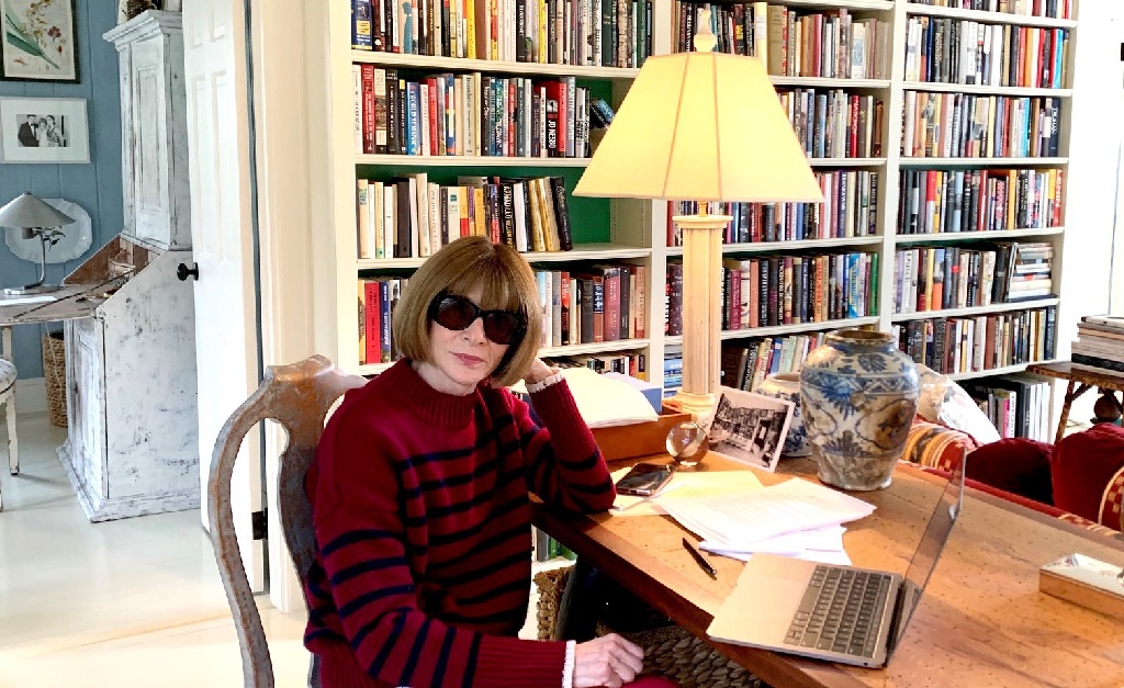 Funcionários de gigante editorial dos EUA decidem protestar na porta de Anna Wintour. Saiba o motivo!