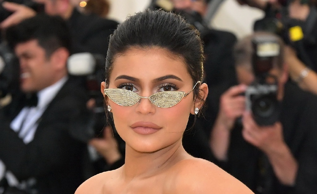 Como matar Kylie Jenner? Polêmica peça de teatro sobre métodos para assassinar a influencer faz sucesso em Londres