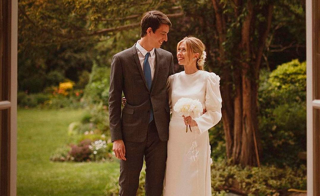 Alexandre Arnault, herdeiro do grupo LVMH, troca alianças com Géraldine Guyot em cerimônia simples em Paris