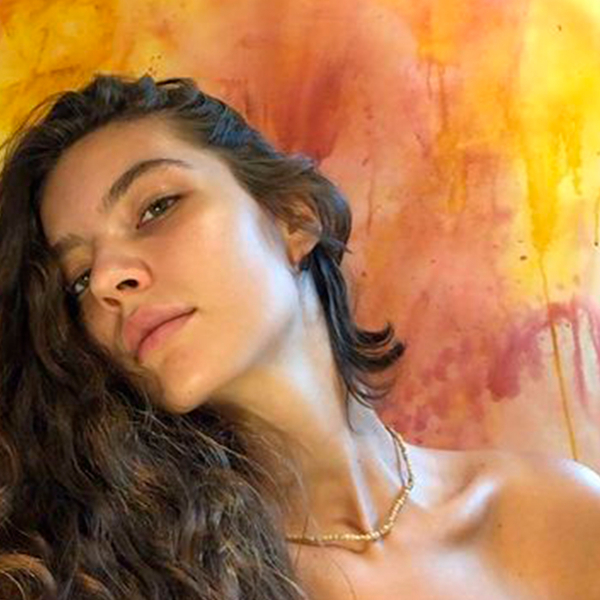 “Pensando em propor uma ligação pra trocar ideias”, revela Alanis Guillen, a nova Juma Marruá, sobre Cristiana Oliveira