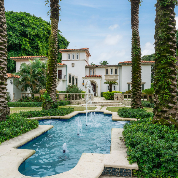 Antiga casa de Madonna em Miami está à venda por um cachorro. E o preço? R$ 179 milhões