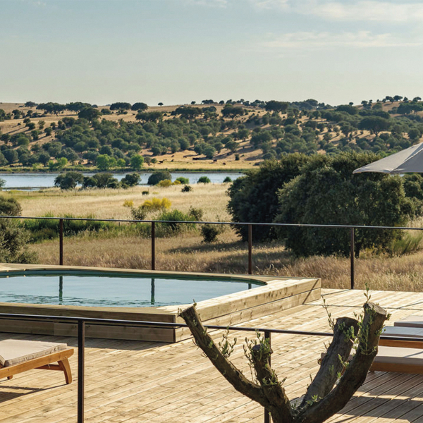 Pomar, spa com banho turco e piscinas são atrativos do novo Évora Farm, no Alentejo, em Portugal