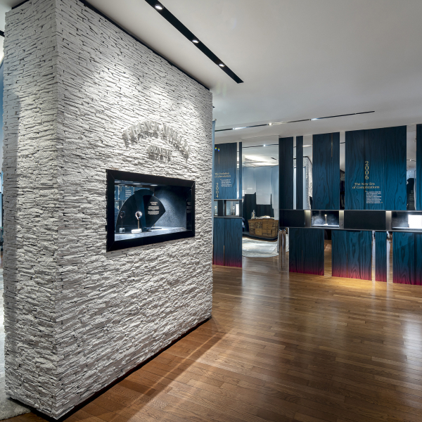 Franck Muller abre exposição em Singapura para comemorar 30 anos de seus relógios inovadores