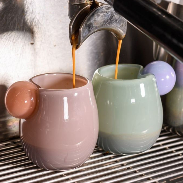 Desejo do dia: copinhos Bon Bon, para café espresso, de Helle Mardahl
