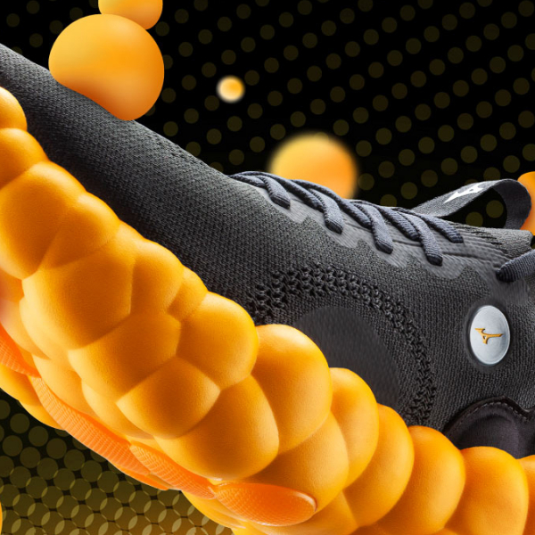 World Tennis tem descontos em diferentes marcas na Total Black