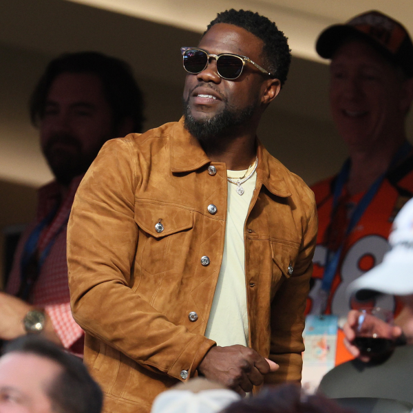 Kevin Hart vende 15% de sua produtora por R$ 500 mi e se torna um dos comediantes mais ricos do mundo