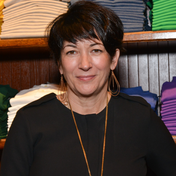 Aguardando sentença, Ghislaine Maxwell pretende apelar ao direito de cumprir sua pena no Reino Unido