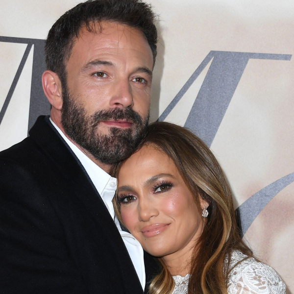 JLo revela frase gravada em aliança e relembra 1° término com Ben Affleck: ‘Senti como se fosse morrer’