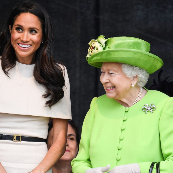 Biografia revela que rainha Elizabeth achava Harry ‘apaixonado demais’ por Meghan e se preocupava com casal