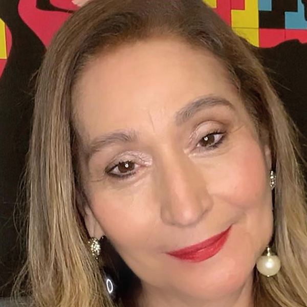 Há 20 anos no ar, Sonia Abrão quer programa de auditório e diz quem merece sair da geladeira: ‘Superou imagem de infiel’