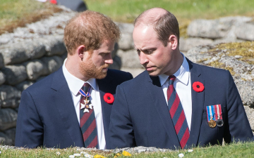 Príncipe Harry detalha agressão física de William em discussão sobre Meghan Markle: ‘Fiquei atordoado’