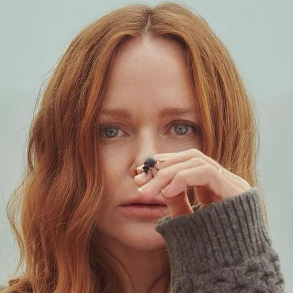 Paetê feito com plantas é a nova aposta de Stella McCartney. Quem disse que sustentabilidade não pode ser sexy?