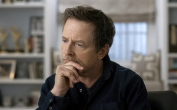 Michael J. Fox diz que ‘De Volta para o Futuro’ é “esquisito” e garante que não viverá além dos 80 anos