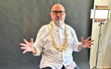 "Continuo feliz e trabalhando", diz Vic Meirelles sobre incêndio em seu galpão